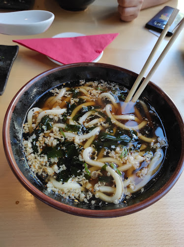 Opinii despre Yami Sushi Dlouhá în Praha 1 - Gastronomie a pohostinství