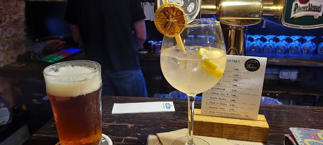 Opinii despre Sklep bar în Město - Gastronomie a pohostinství