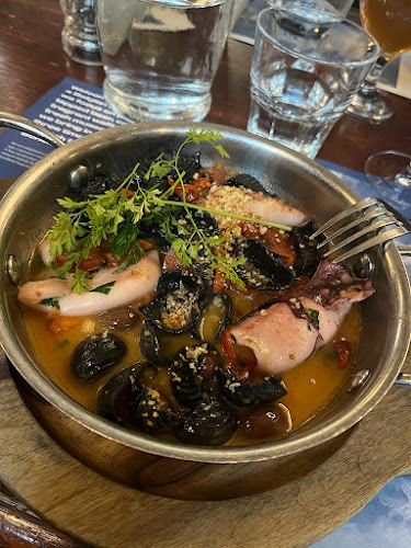 Bruxx - Gastronomie a pohostinství