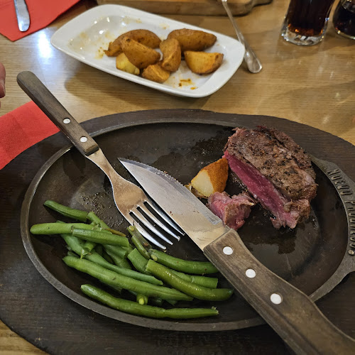 Opinii despre Country Saloon în Beňovy - Gastronomie a pohostinství