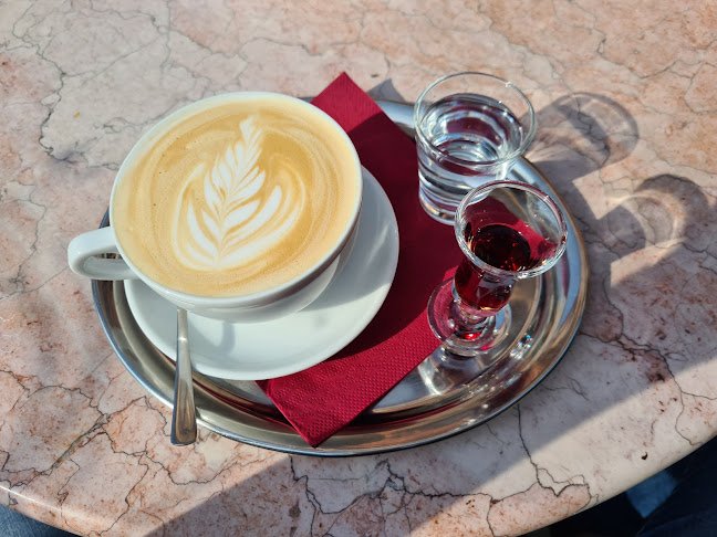 Opinii despre Kavárna a pražírna Monro în Brno - Gastronomie a pohostinství