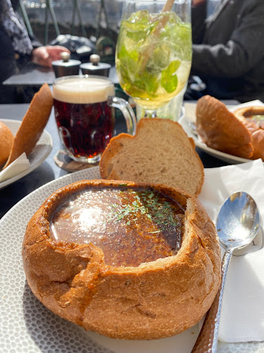 Novotného lávka 200/3, 110 00 Staré Město