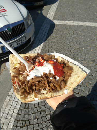 Istanbul Döner Kebab - Gastronomie a pohostinství