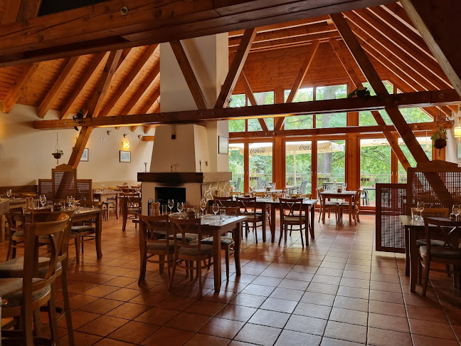 Opinii despre Restaurace Lovecká Chata în České Budějovice - Gastronomie a pohostinství