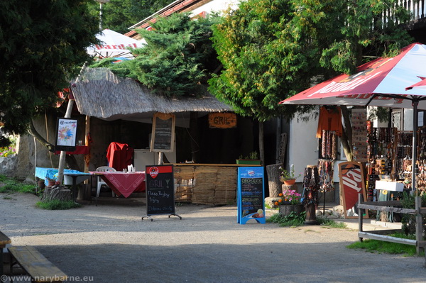 Areál Na Rybárně Rakolusky - Gastronomie a pohostinství