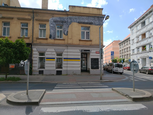 Comentarii opinii despre KLUB Petrohradská