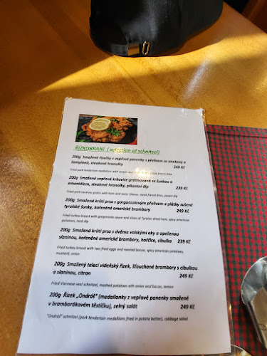 Strossmayerovo nám. 2, 170 00 Praha 7-Holešovice