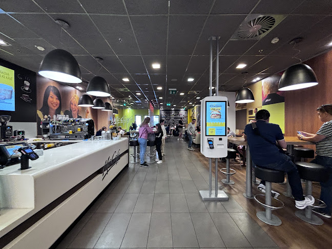 Opinii despre McDonald's în Pardubice - Gastronomie a pohostinství