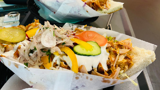 Opinii despre Ahura Kebab în Karlovy Vary - Gastronomie a pohostinství