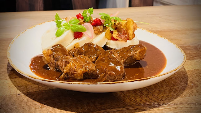 Rodinná Restaurace Pod Lípami