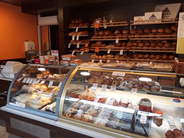 Bajusz - pekařství prodejna Třinec Mond - Gastronomie a pohostinství