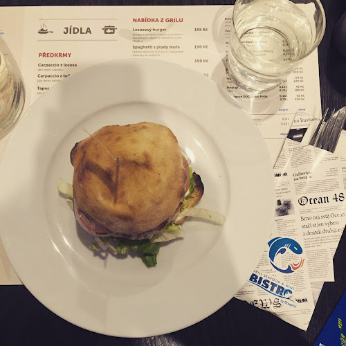 Opinii despre Bistro Ocean48 în Brno - Gastronomie a pohostinství