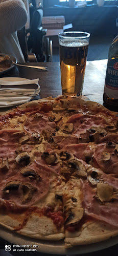 Opinii despre Café Restaurant Caesar în Olomouc - Gastronomie a pohostinství