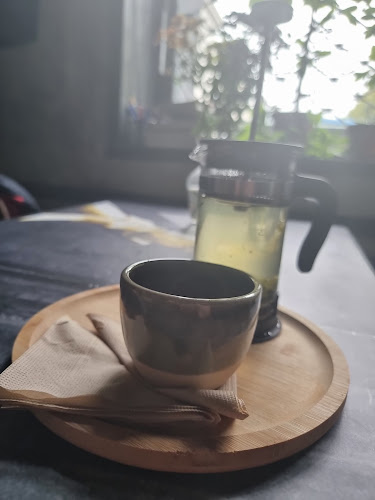 Opinii despre Kavárna Dejvického divadla în Praha - Gastronomie a pohostinství