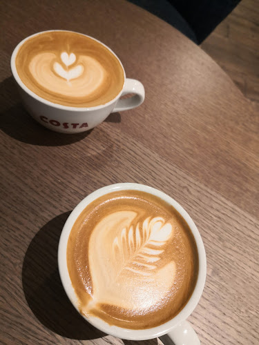 Comentarii opinii despre Costa Coffee