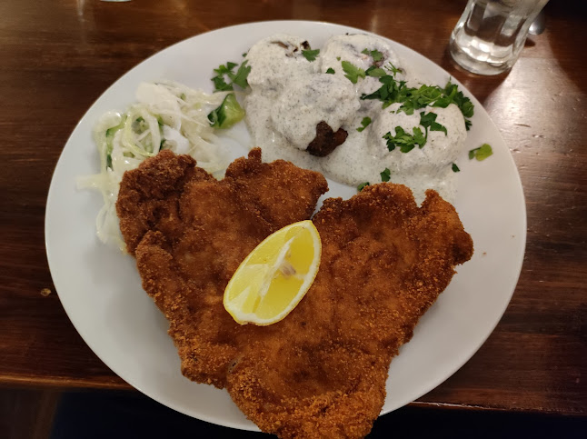 Hotel restaurant Švejk