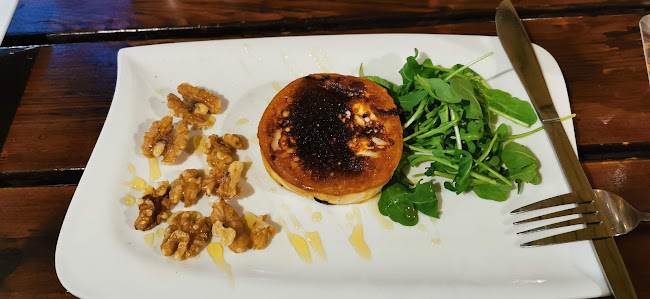 Opinii despre Malostranská pivnice în Malá Strana - Gastronomie a pohostinství