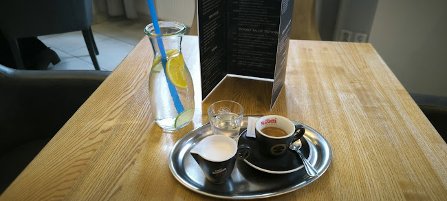 Opinii despre Cafe Reunion în Česká Lípa - Gastronomie a pohostinství