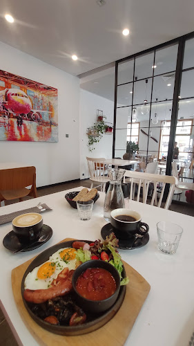 Ovenecká 1072/17, 170 00 Praha 7-Holešovice