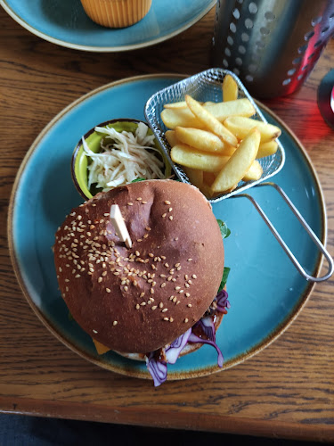 Opinii despre Pizzaburger Na truc în Terezín - Gastronomie a pohostinství