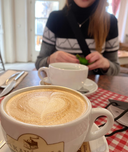 Bistro a Kavárna Na náměstí - Řeporyje