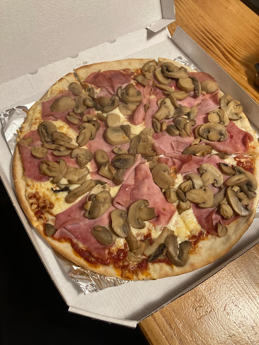 Opinii despre Pizzerie V Zámku în Horažďovice - Gastronomie a pohostinství