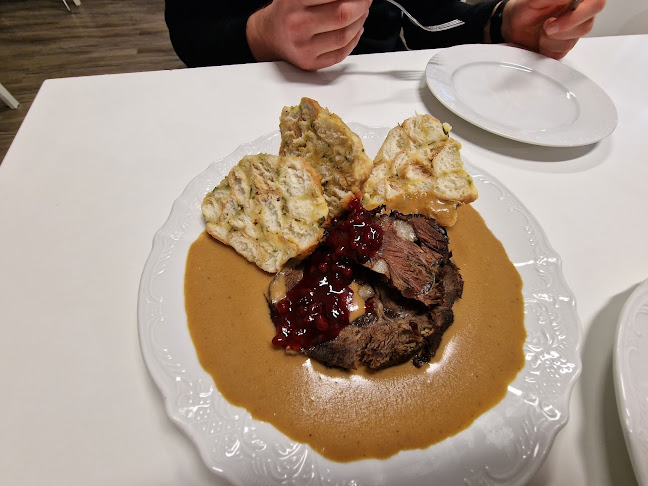 Comentarii opinii despre Jídelna Labuť