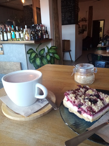 Opinii despre Kavárna v Exilu în Praha - Gastronomie a pohostinství