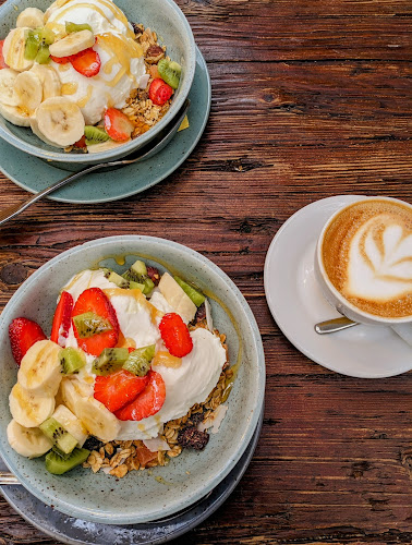 Comentarii opinii despre Cathedral Café