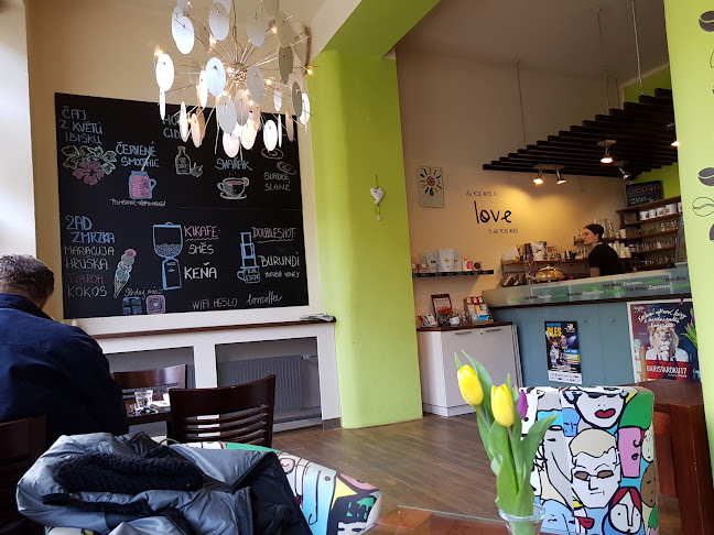 Comentarii opinii despre Love Coffee