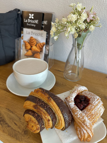 Comentarii opinii despre French Bakery La Brioche