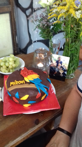 Opinii despre Garáž 93 - Karlovy Vary în Bohatice - Gastronomie a pohostinství