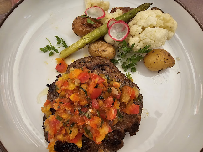 Restaurace Červený Jelen - Gastronomie a pohostinství