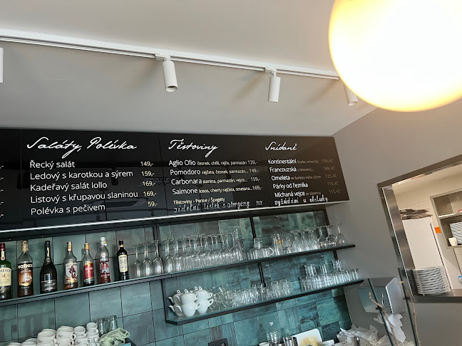 Opinii despre Pink Emely Cafe în Praha - Gastronomie a pohostinství