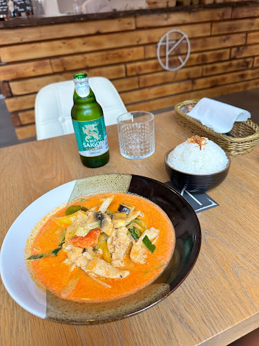 Comentarii opinii despre Khomfi