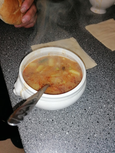 Opinii despre Bistro 7 Days în Ústí nad Labem - Gastronomie a pohostinství