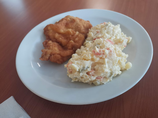 Opinii despre Učňovská prodejna a občerstvení în Praha 14 - Gastronomie a pohostinství