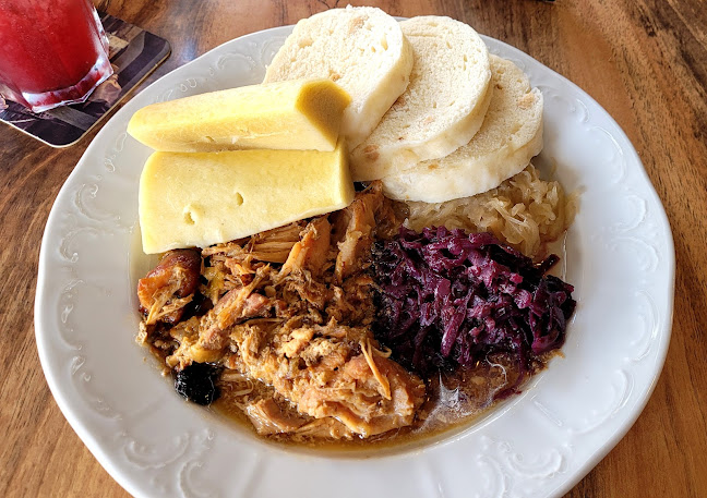 Staroměstská restaurace - Gastronomie a pohostinství