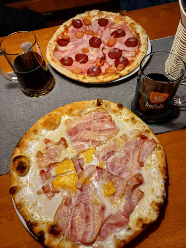 Bowling PIZZA KOMÍN