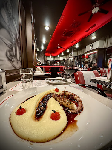 1, V Kolkovně 922, 110 00 Praha 1