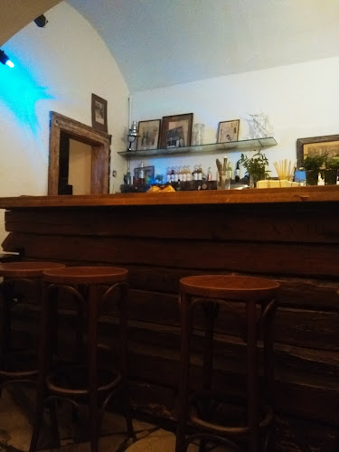 Opinii despre Café Nová Doba în Praha - Gastronomie a pohostinství