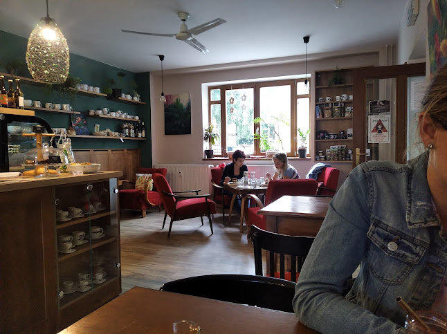 Kavárna Láry Fáry Náchod - Gastronomie a pohostinství