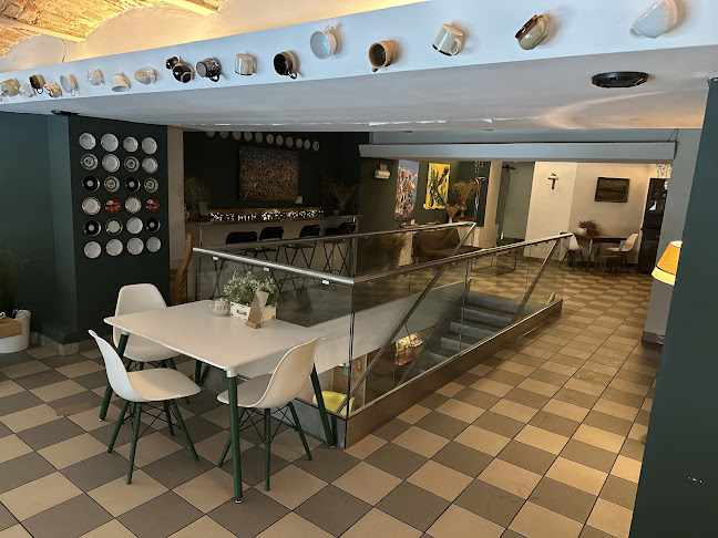 Kafe v rozkladu - Brno