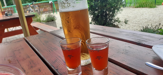 Comentarii opinii despre Restaurace Zatáčka