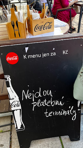 Horní nám. 583, 779 00 Olomouc 9