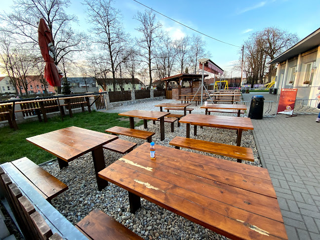 Opinii despre Restaurace U Čámrse în Praha - Gastronomie a pohostinství