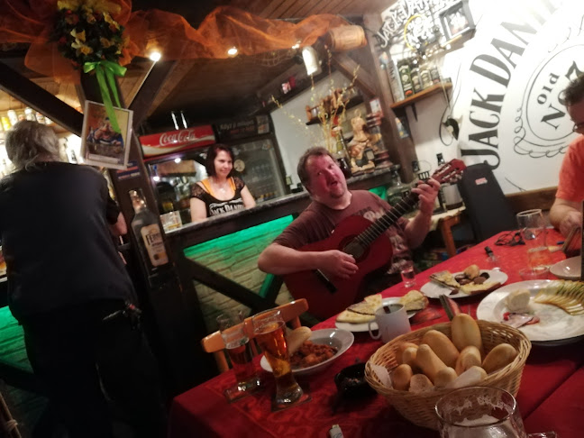 Opinii despre Hospoda U Splavu în Vsetín - Gastronomie a pohostinství