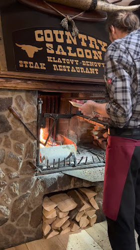 Country Saloon - Gastronomie a pohostinství