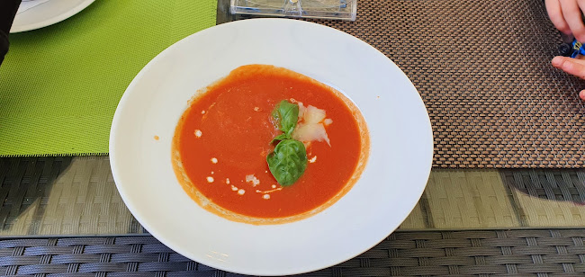 La Piccolina - restaurace a pizzerie - Gastronomie a pohostinství