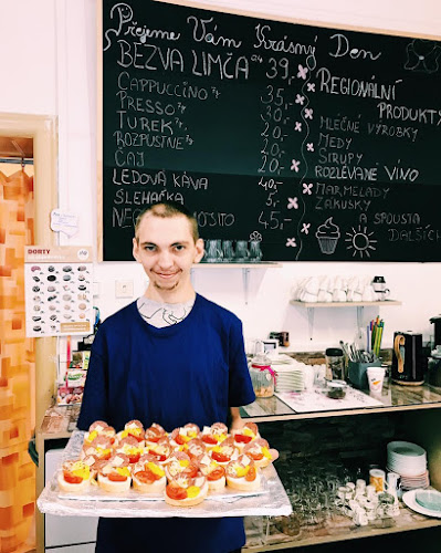 Mírové nám. 101, 550 01 Broumov 1